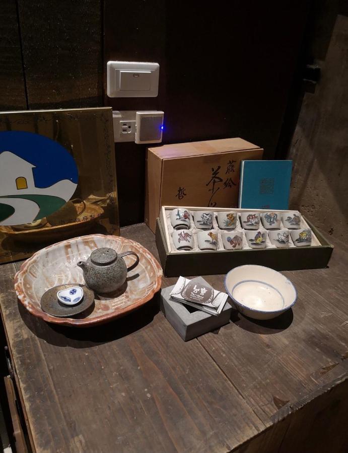 台甕茶室青年旅館 Tai-Wong Tatami Room Hostel Tainan Extérieur photo