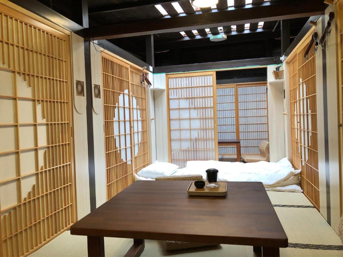 台甕茶室青年旅館 Tai-Wong Tatami Room Hostel Tainan Extérieur photo