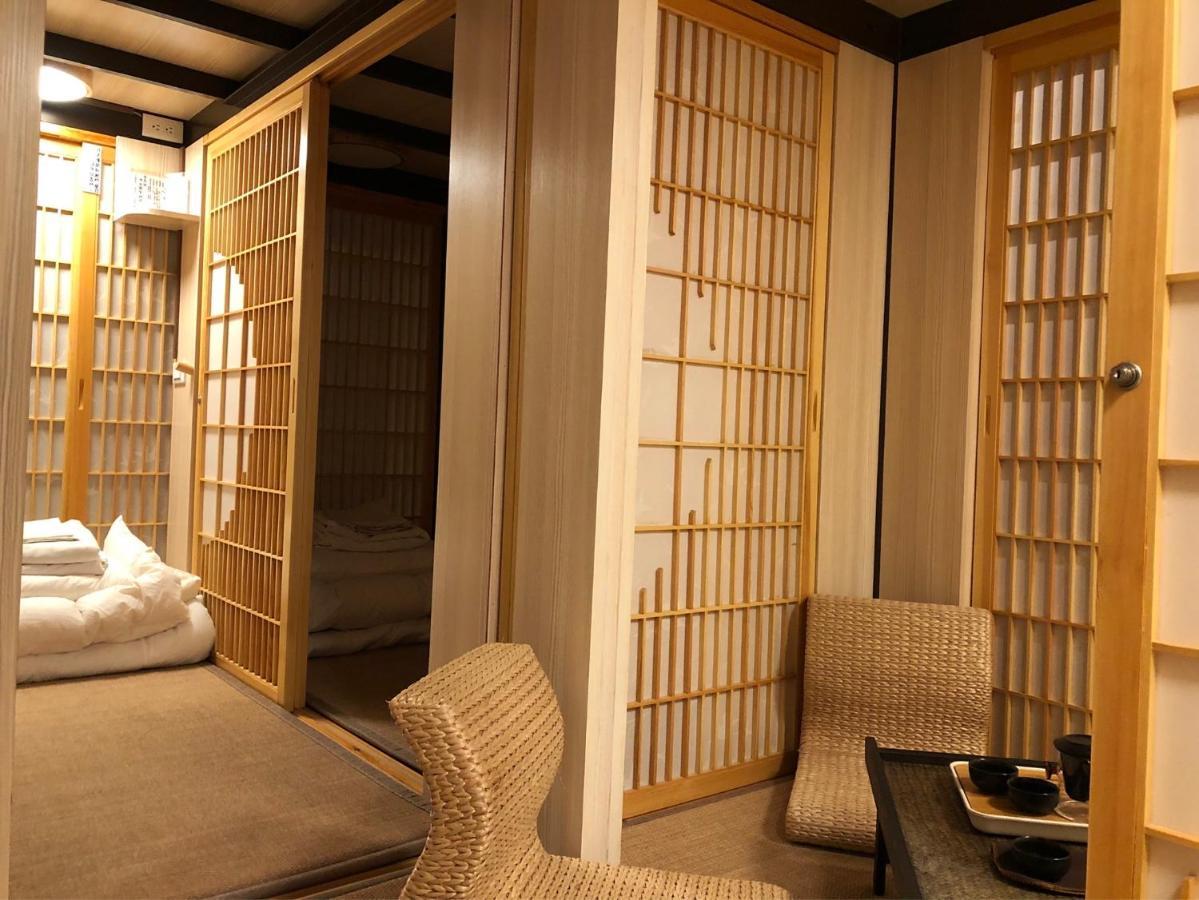 台甕茶室青年旅館 Tai-Wong Tatami Room Hostel Tainan Extérieur photo