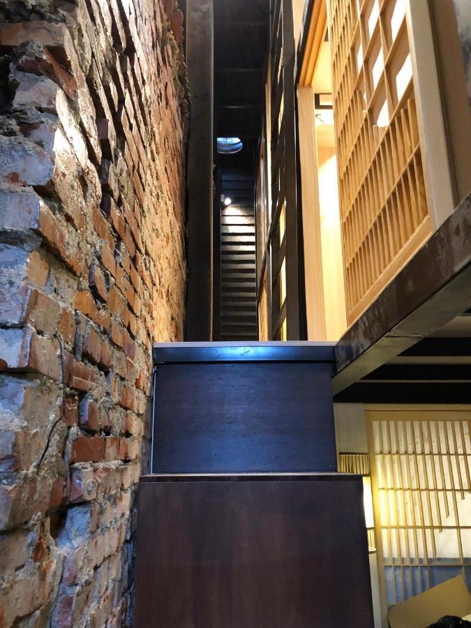 台甕茶室青年旅館 Tai-Wong Tatami Room Hostel Tainan Extérieur photo