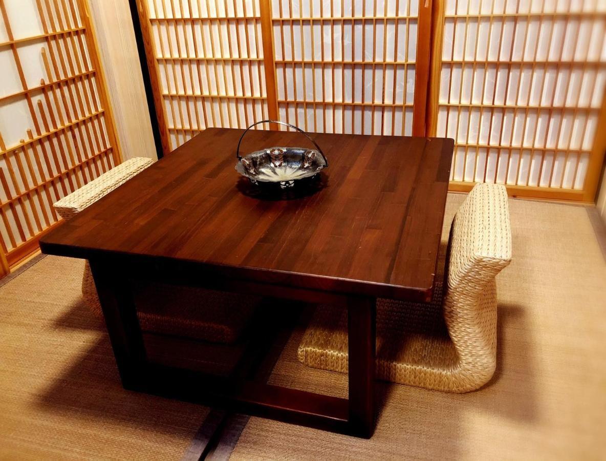 台甕茶室青年旅館 Tai-Wong Tatami Room Hostel Tainan Extérieur photo